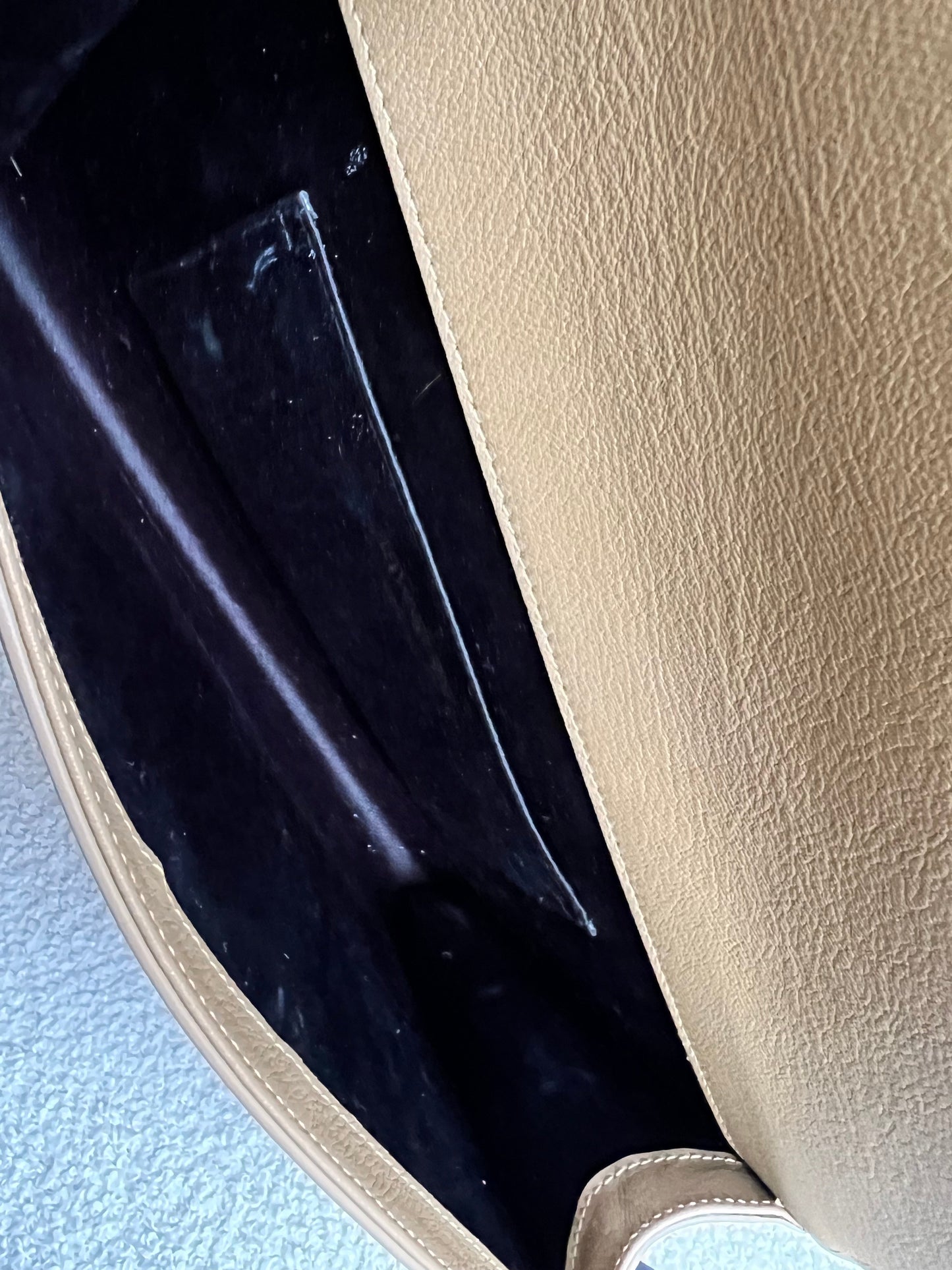Yves Saint Laurent (YSL) Beige Belle de Jour Clutch