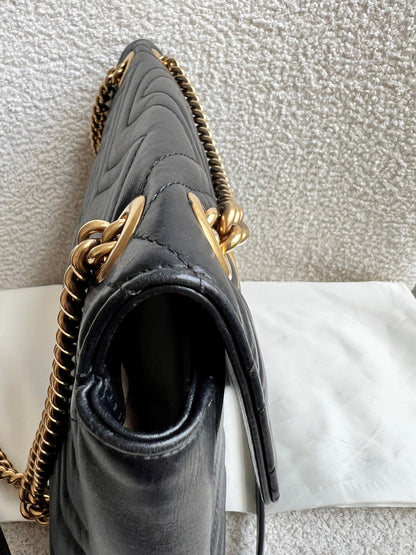 Gucci GG Black Marmont Medium Shoulder Bag (RRP £2,340)