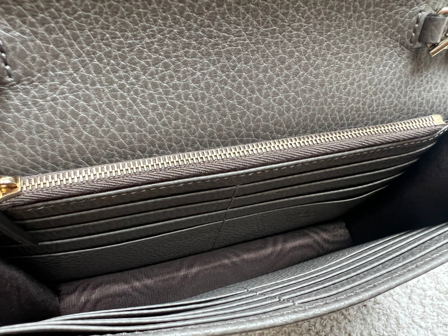 Gucci Dollar Grey Interlocking Chain Wallet