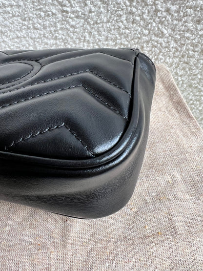 Gucci GG Black Marmont Super Mini Shoulder Bag (RRP £985)