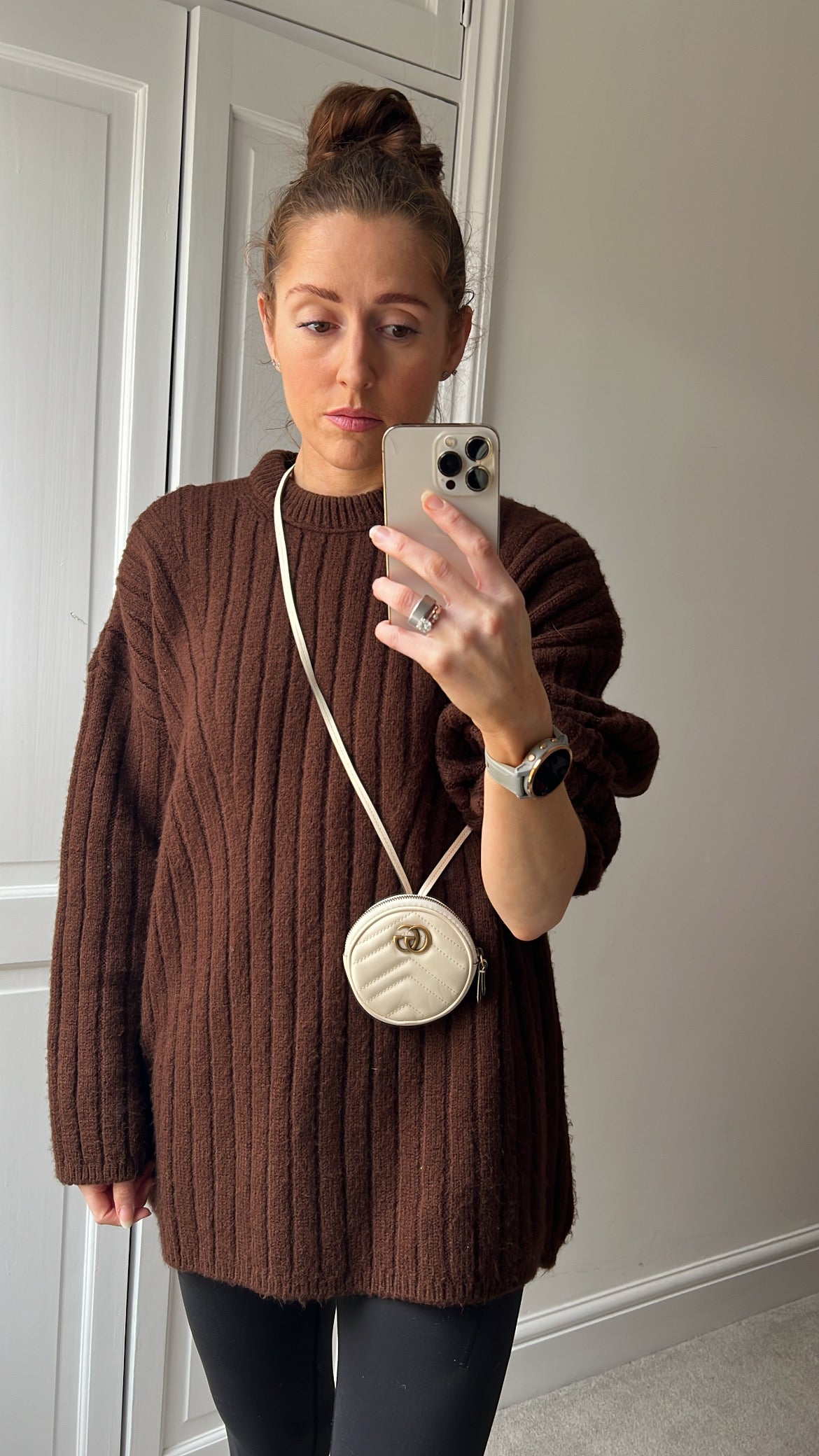 Gucci White GG Marmont Coin Pouch on Strap (RRP £395)