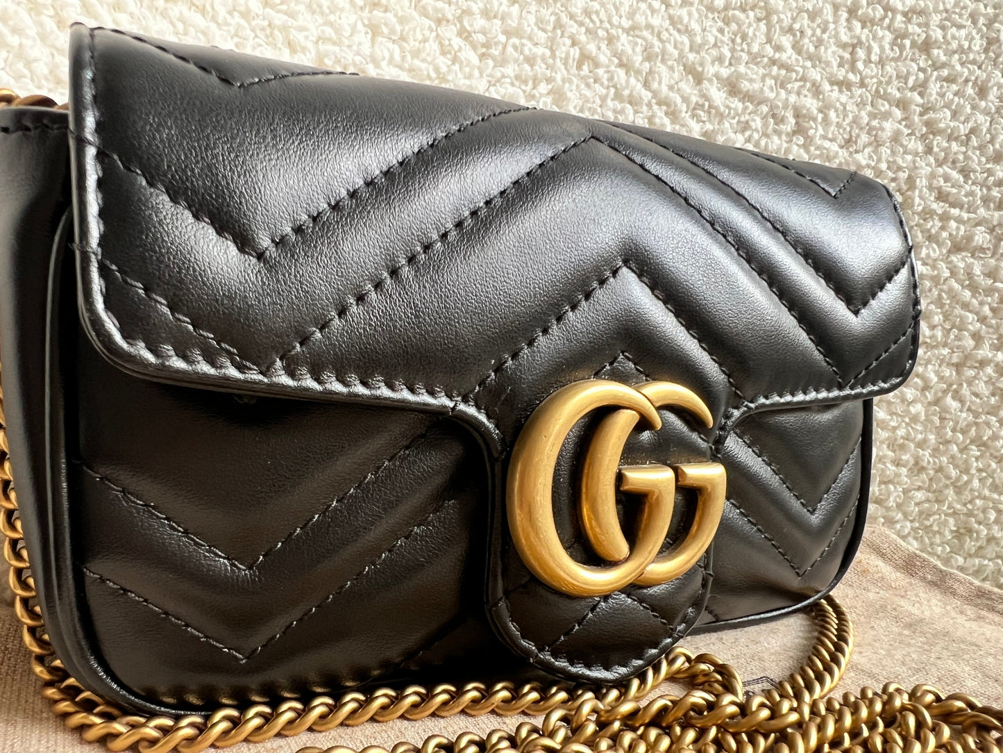 Gucci GG Black Marmont Super Mini Shoulder Bag (RRP £985)
