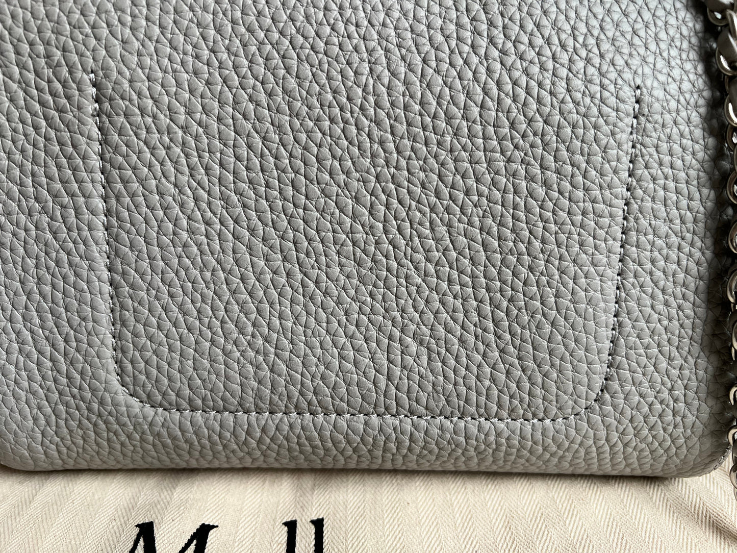 Mulberry Pale Grey Regular Lily Heavy Grain (RRP £1095)