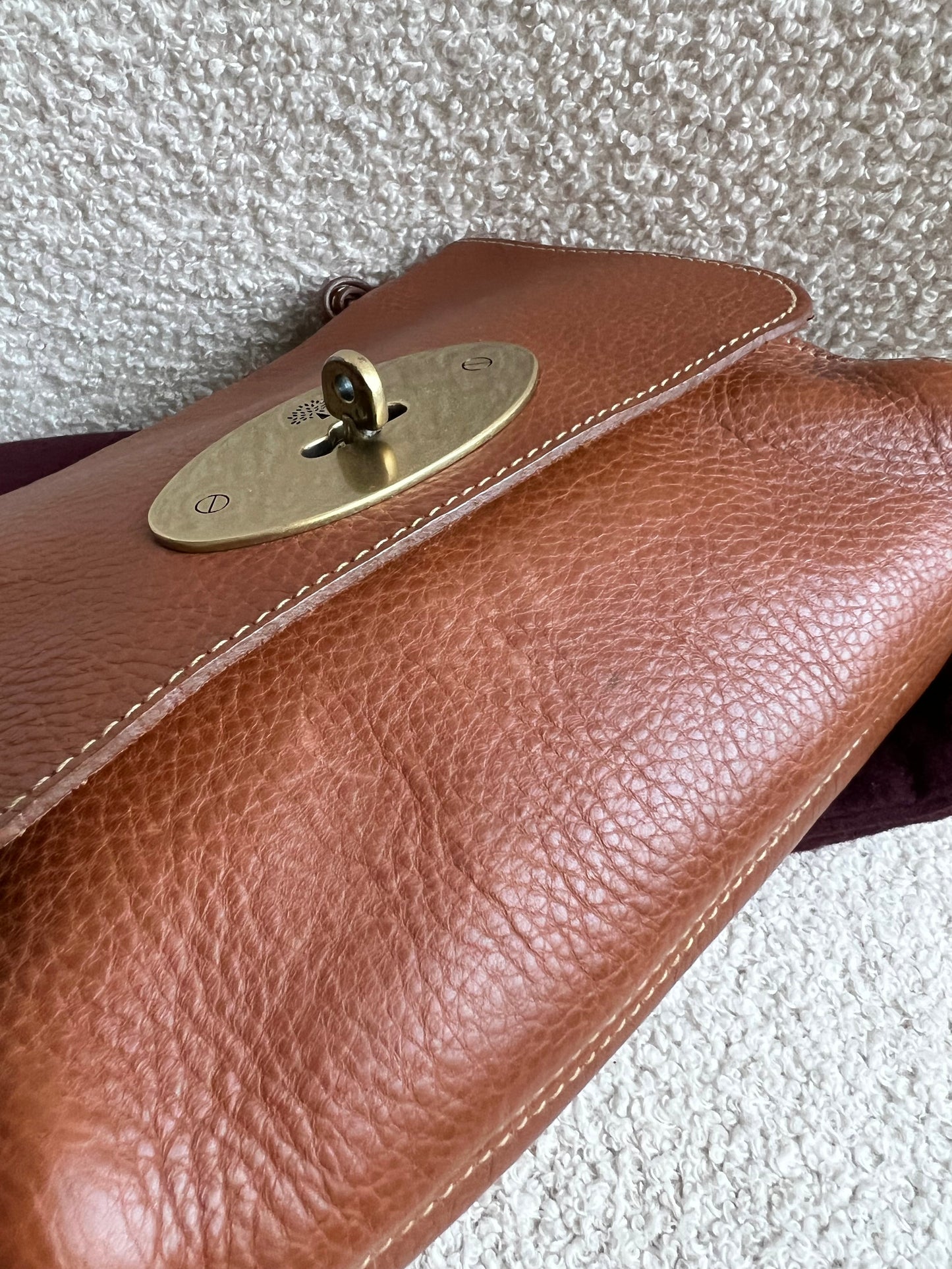Mulberry Oak Regular Lily with Gold Hardware (RRP £895)