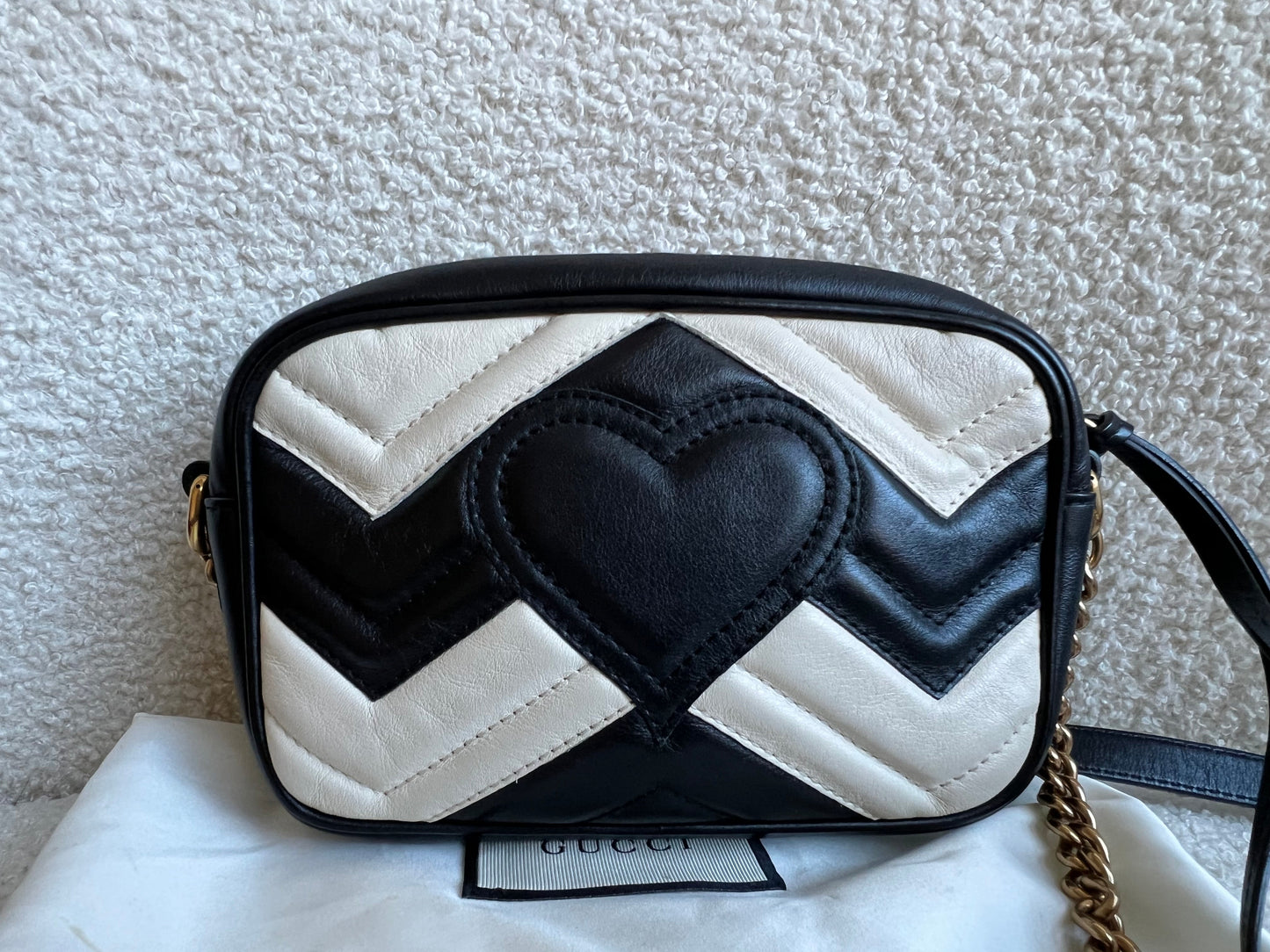 Gucci GG Black and White Marmont Mini Shoulder Bag (RRP £1,360)