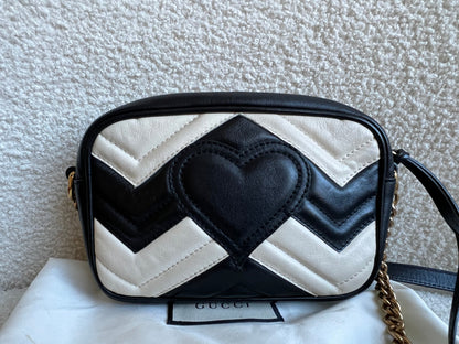 Gucci GG Black and White Marmont Mini Shoulder Bag (RRP £1,360)