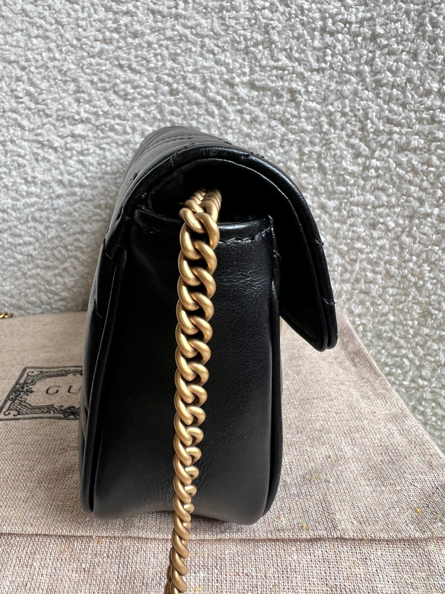 Gucci GG Black Marmont Super Mini Shoulder Bag (RRP £985)