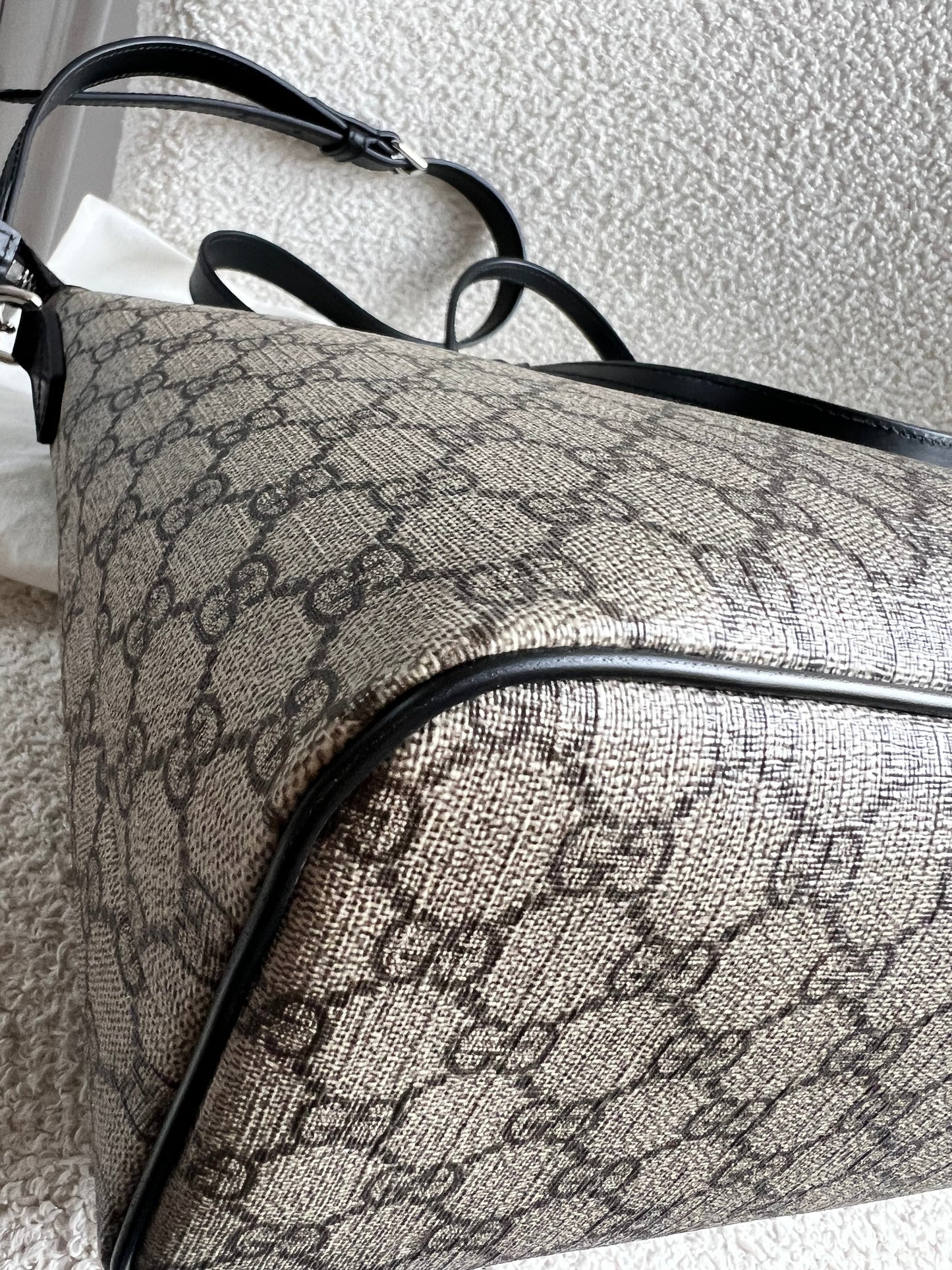 Gucci GG Supreme Coated Canvas Convertible Zip Tote