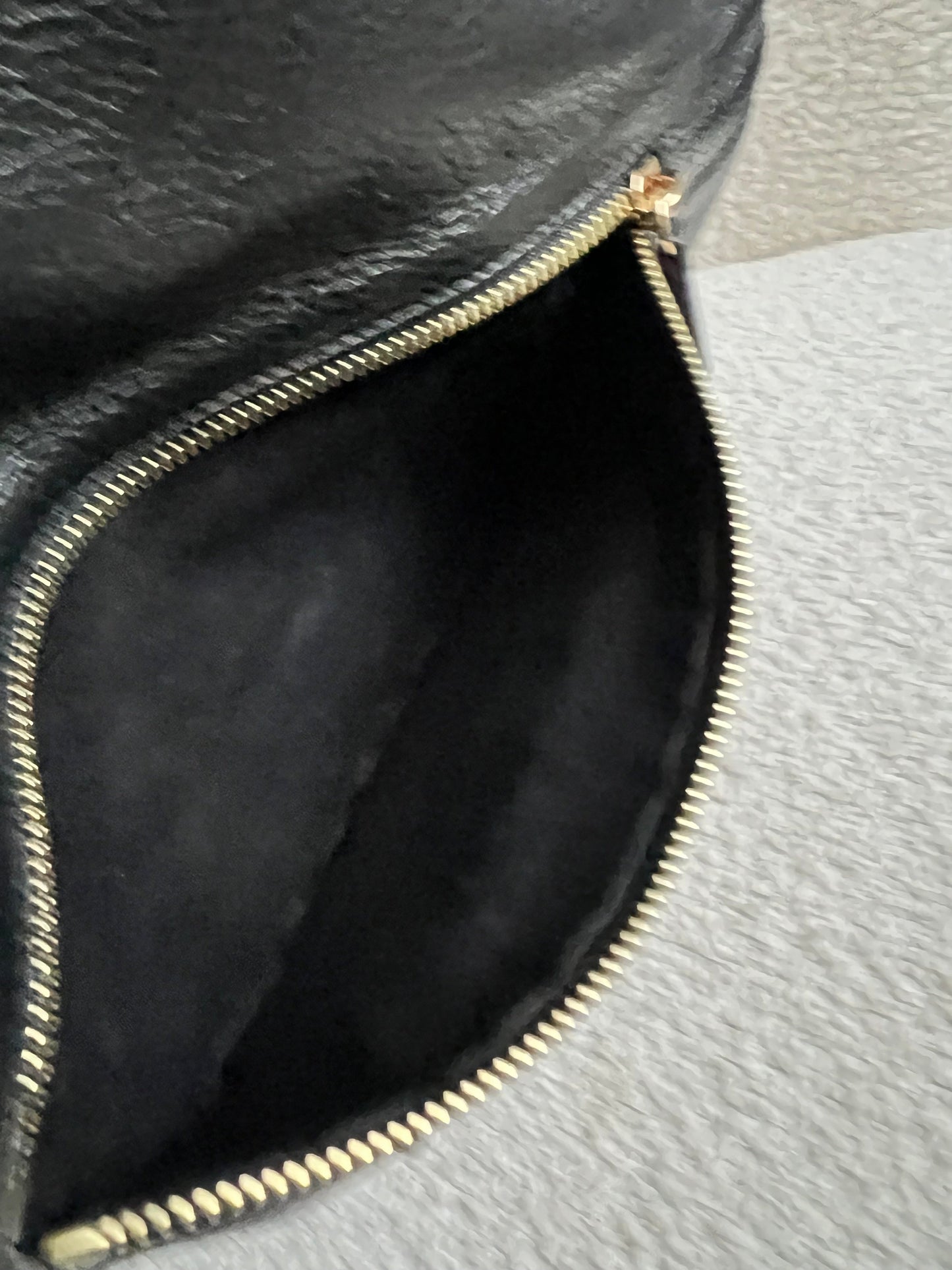Mulberry Black Daria Clutch (RRP £550)