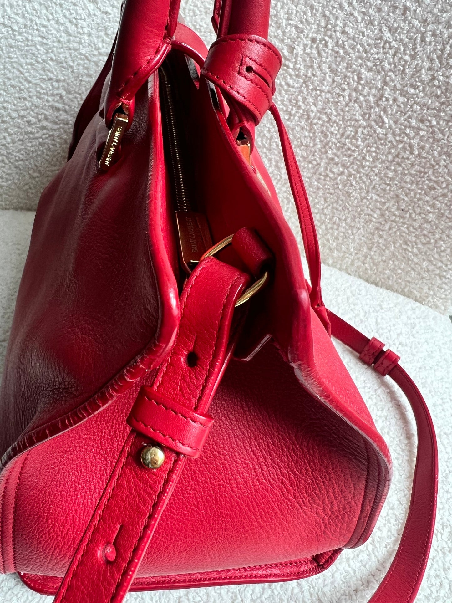 Yves Saint Laurent (YSL) Red Small Cabas Chyc Bag (RRP £1,350)