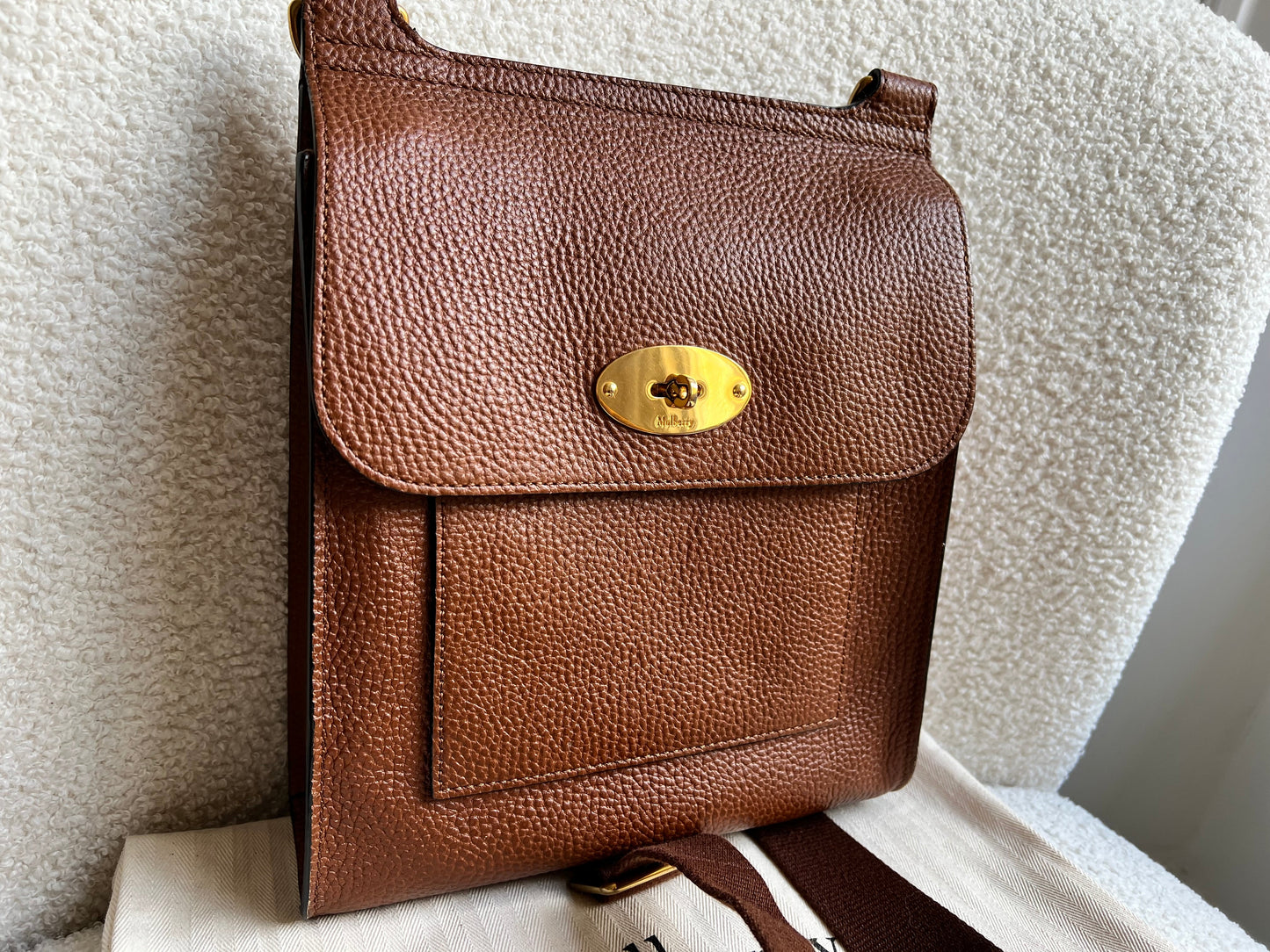 Mulberry Medium Oak Antony (RRP £745)