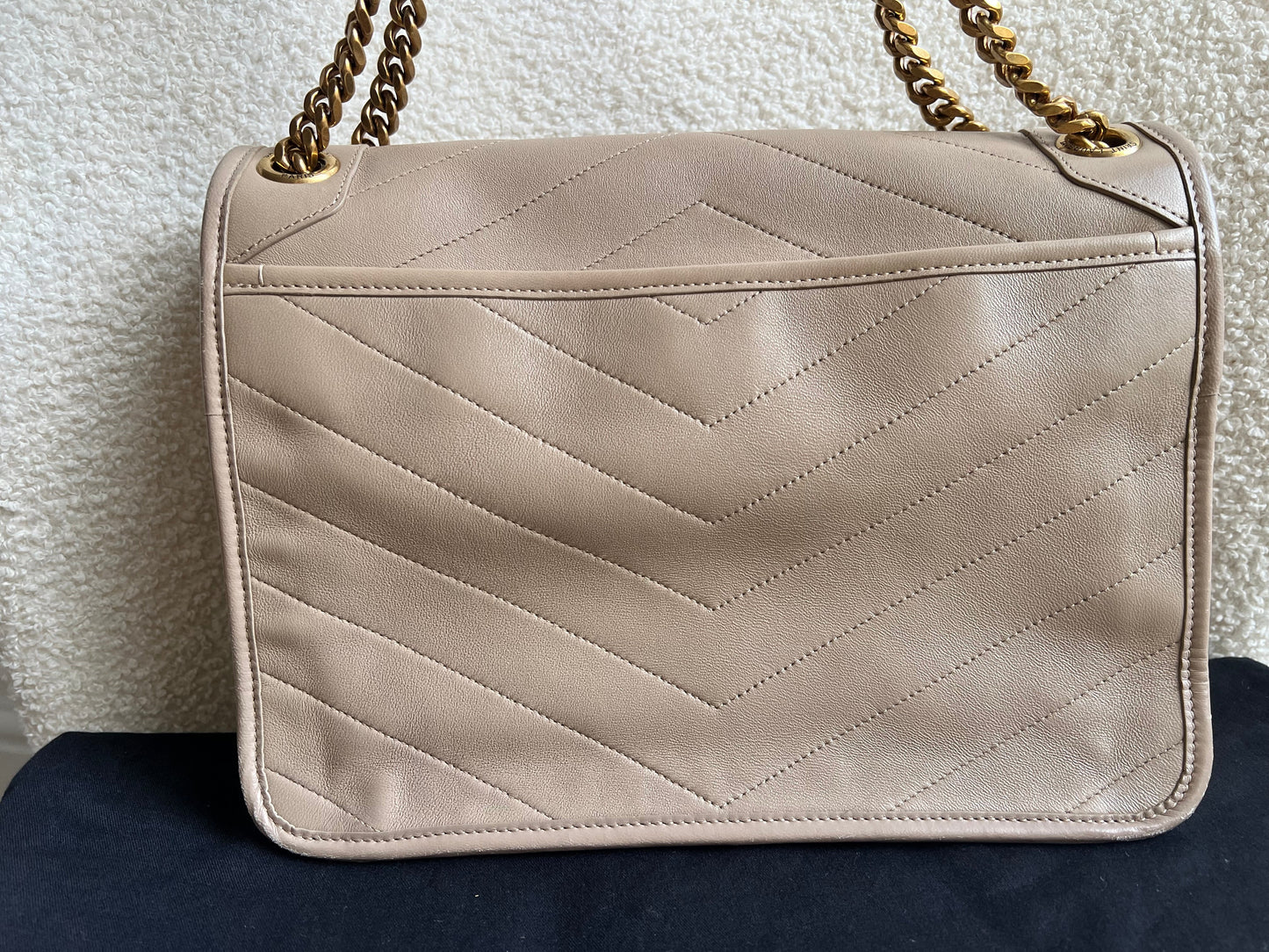 Yves Saint Laurent (YSL) Beige Medium Niki Chain Bag (RRP £2500)
