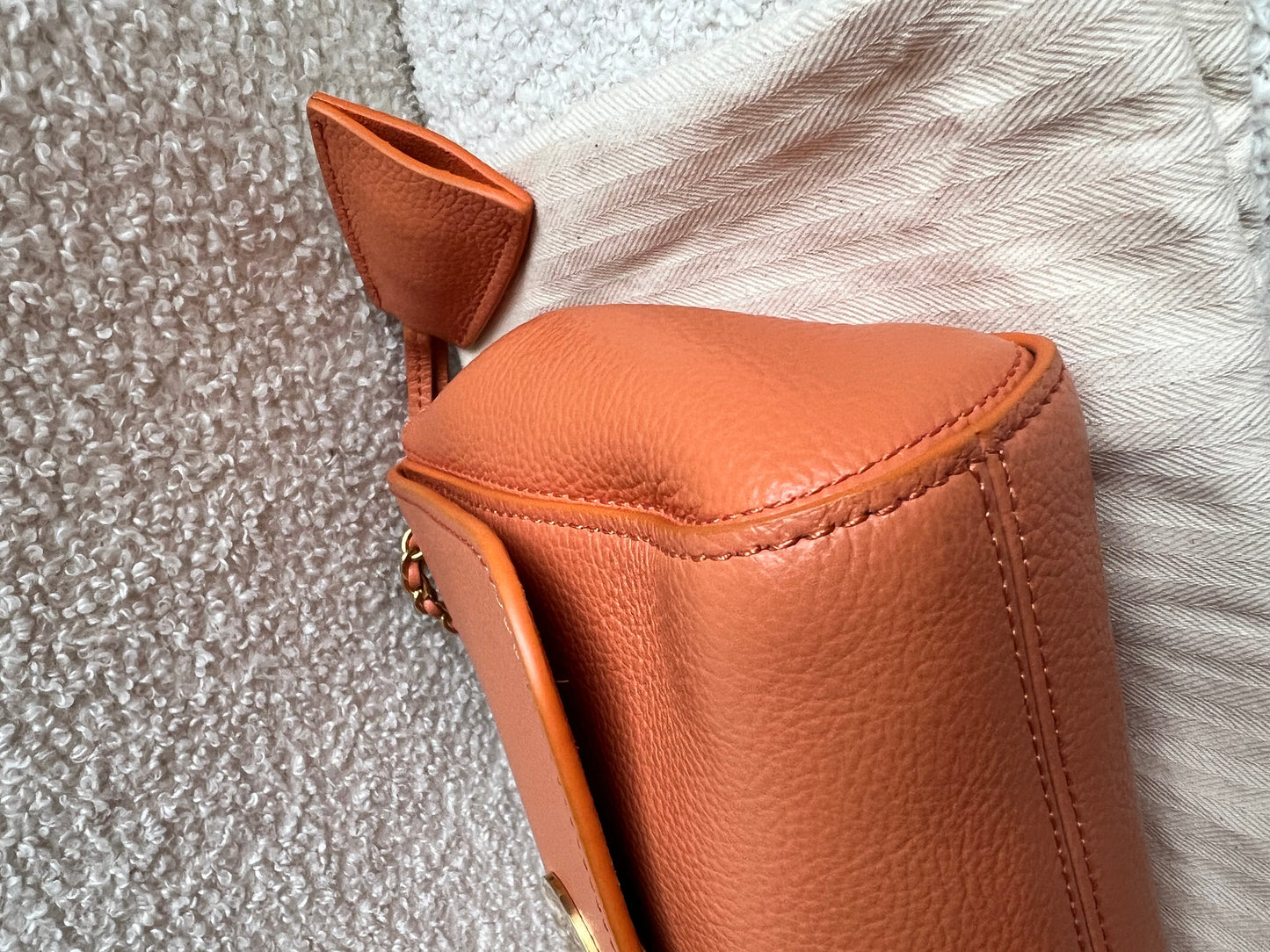Mulberry Apricot Regular Lily with Gold Hardware (RRP £995)