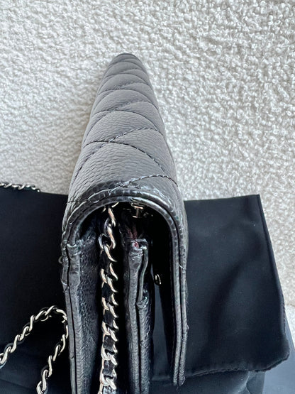 Chanel Black Caviar Wallet on Chain (RRP £2,930)