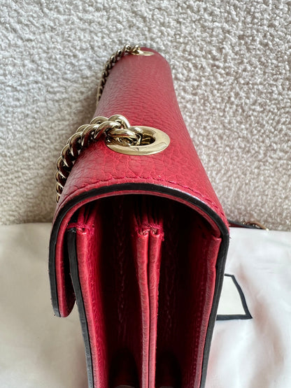 Gucci Interlocking GG Red Small Shoulder Bag