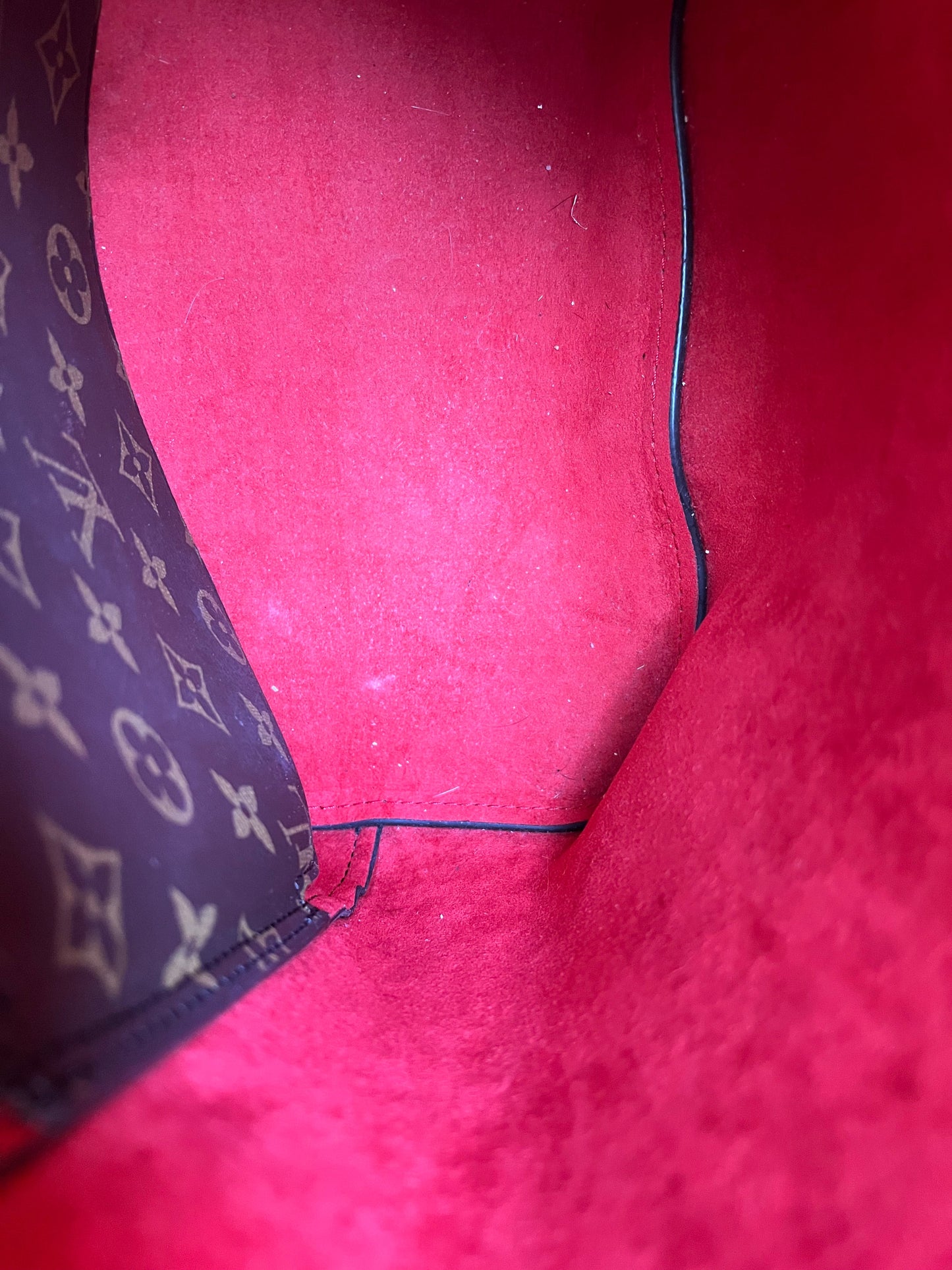 Louis Vuitton Neo Noe Monogram Coquelicot (RRP £1,790)