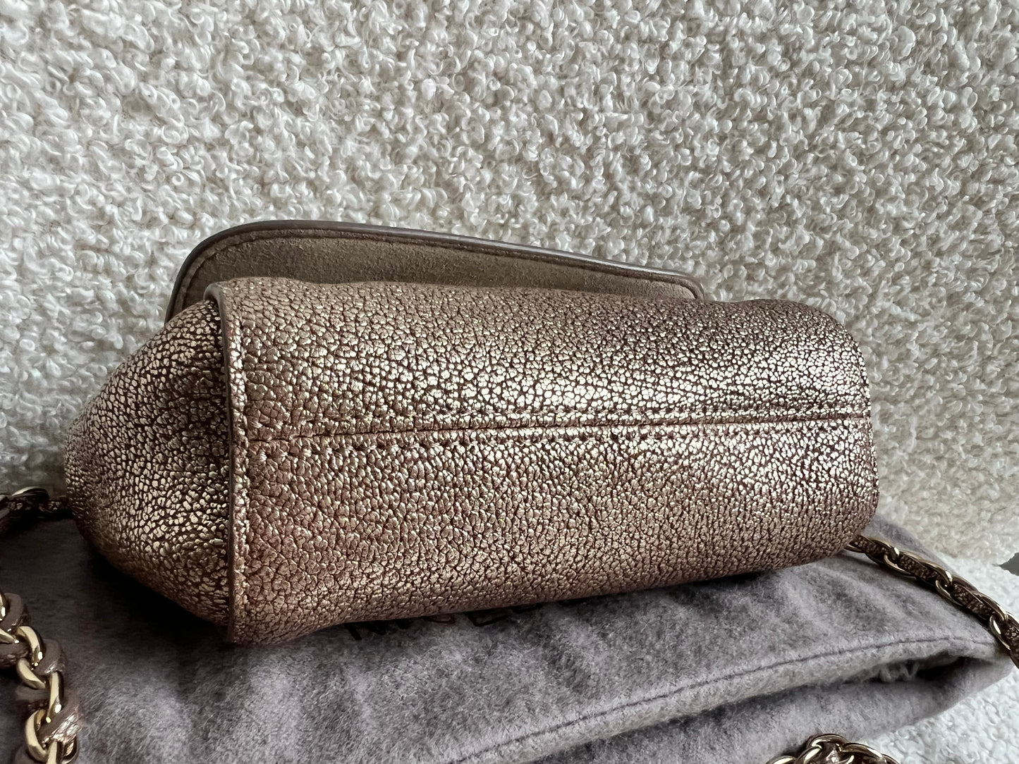 Mulberry Metallic Mushroom Mini Lily with gold Hardware