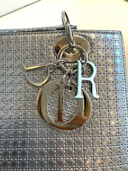Cannage Lady Dior Medium