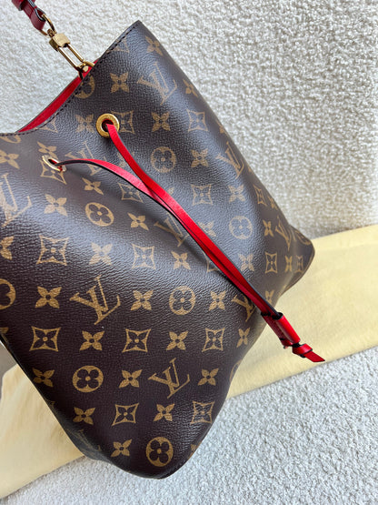Louis Vuitton Neo Noe Monogram Coquelicot (RRP £1,790)