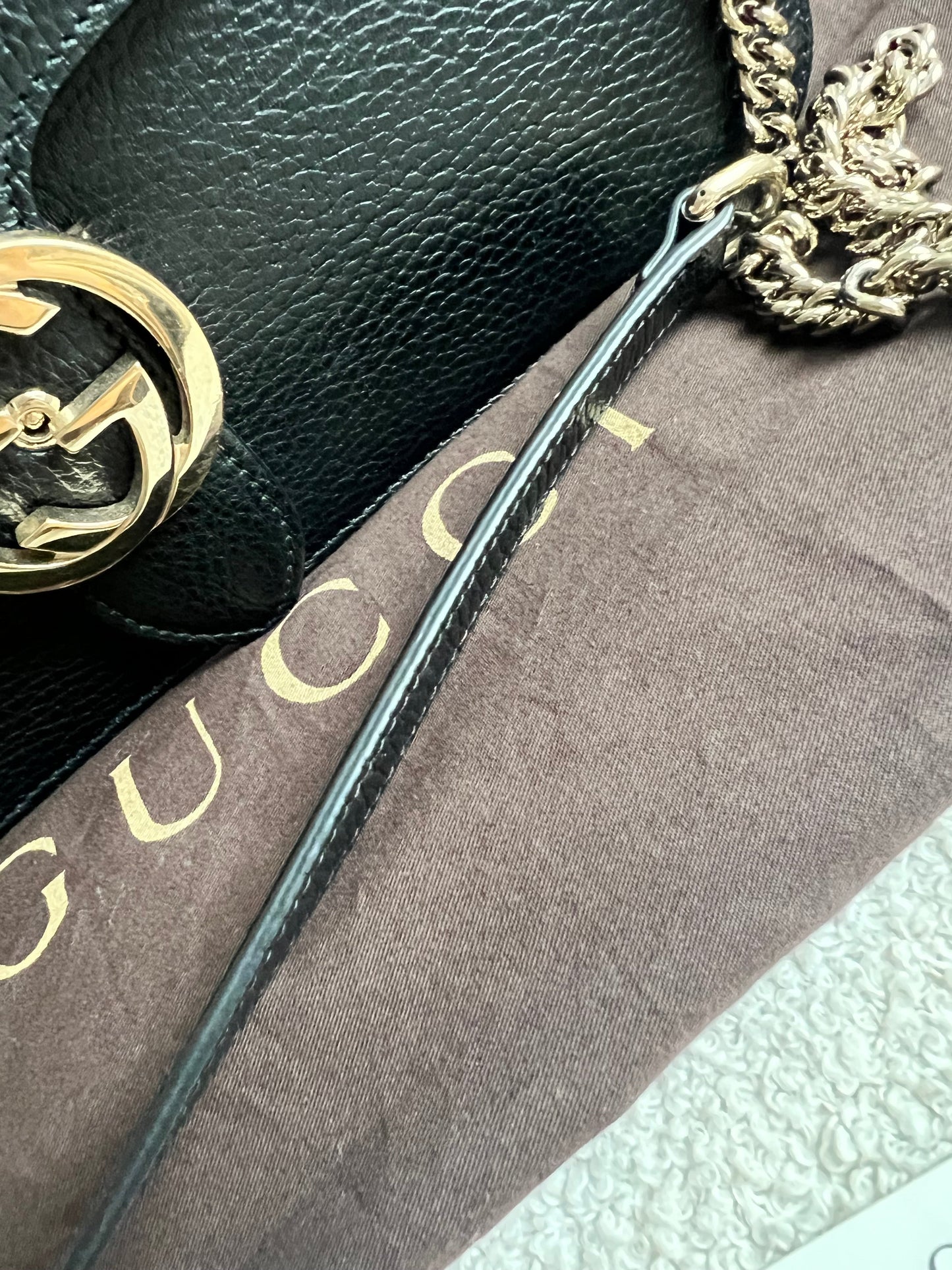 Gucci Interlocking GG Black Medium Shoulder Bag