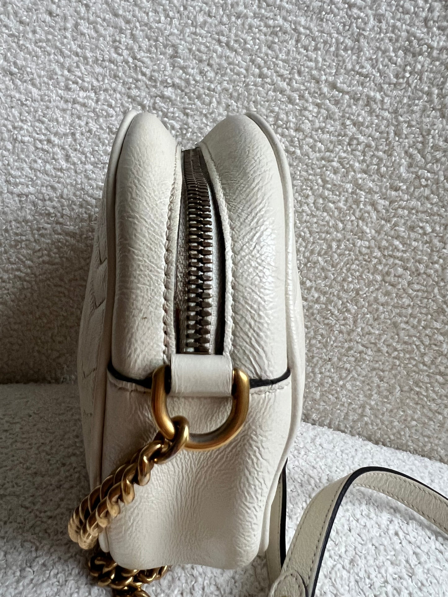 Gucci GG Round White Marmont Small Shoulder Bag (RRP £1,090)