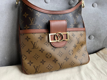 Louis Vuitton Dauphine Hobo PM (RRP £2190)