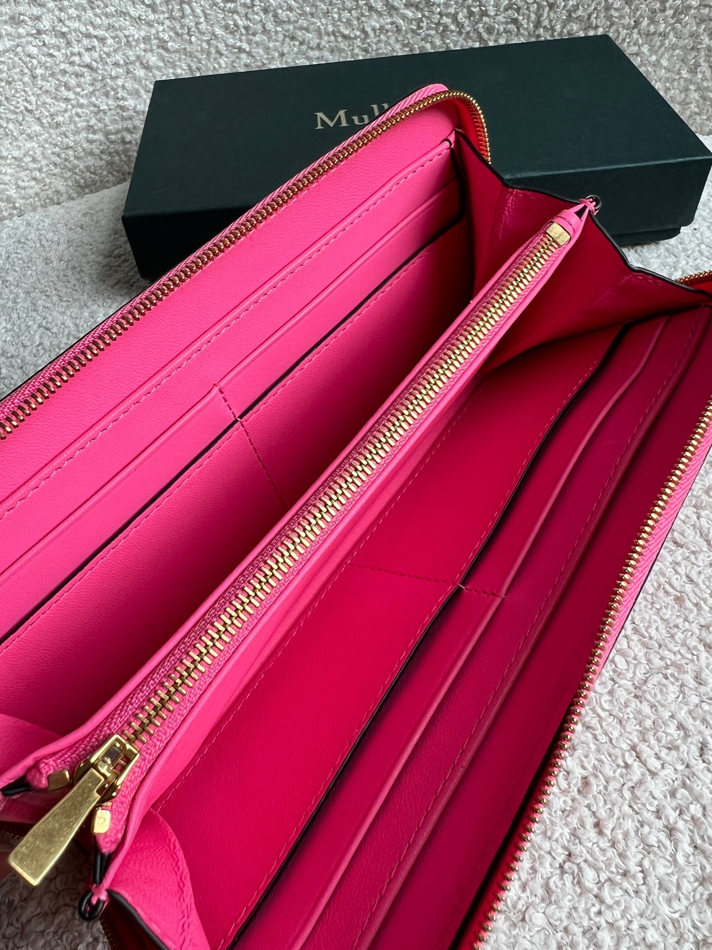 Mulberry Zip Around Continental Wallet (RRP £375)