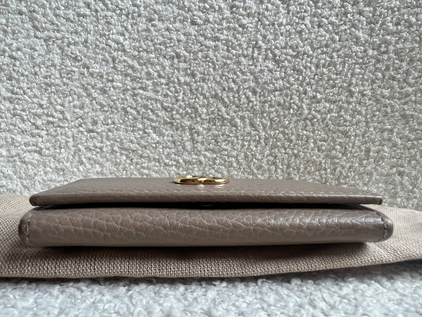 Gucci Beige Marmont Card Holder