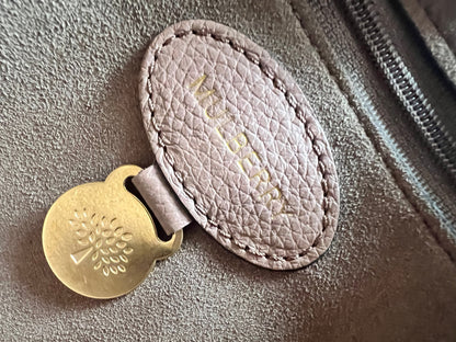 Mulberry Dark Blush Regular Lily with Gold Hardware (RRP £995)