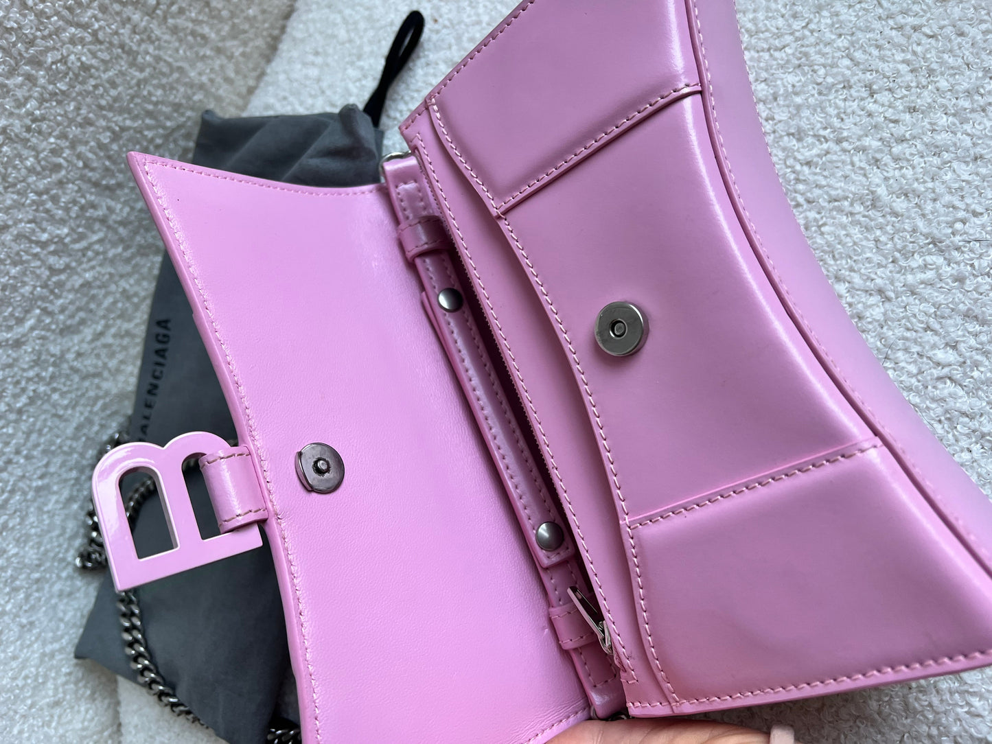 Balenciaga Pink Hourglass Wallet on Chain (RRP £1190)