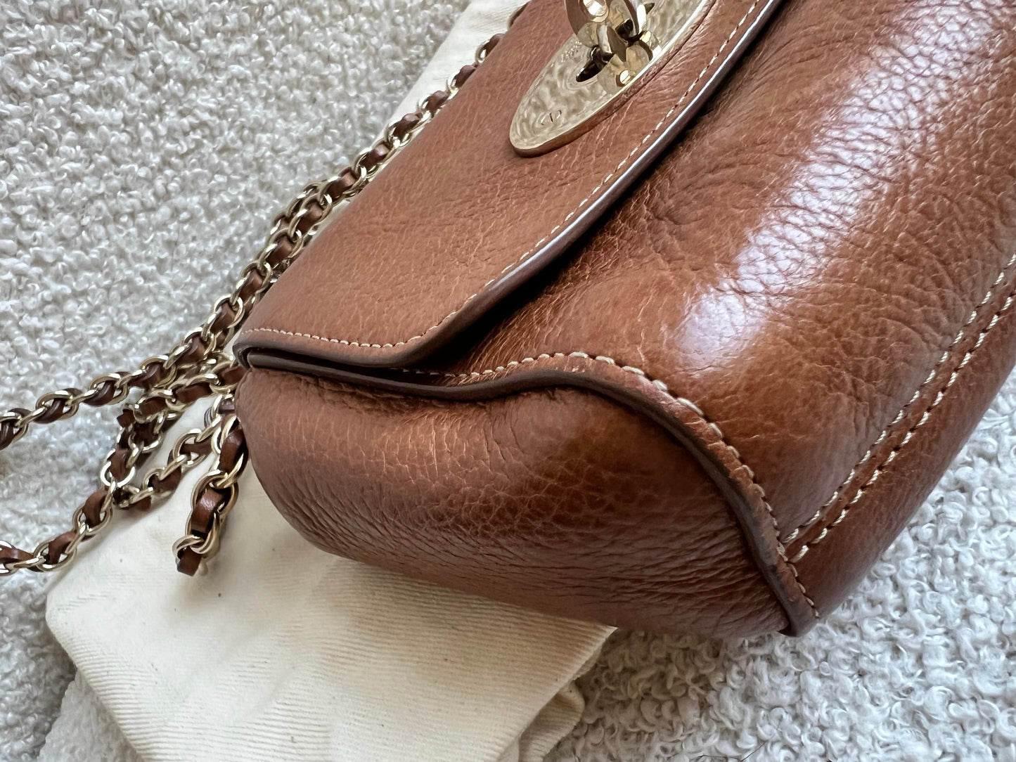 Mulberry Oak Mini Lily with Gold Hardware
