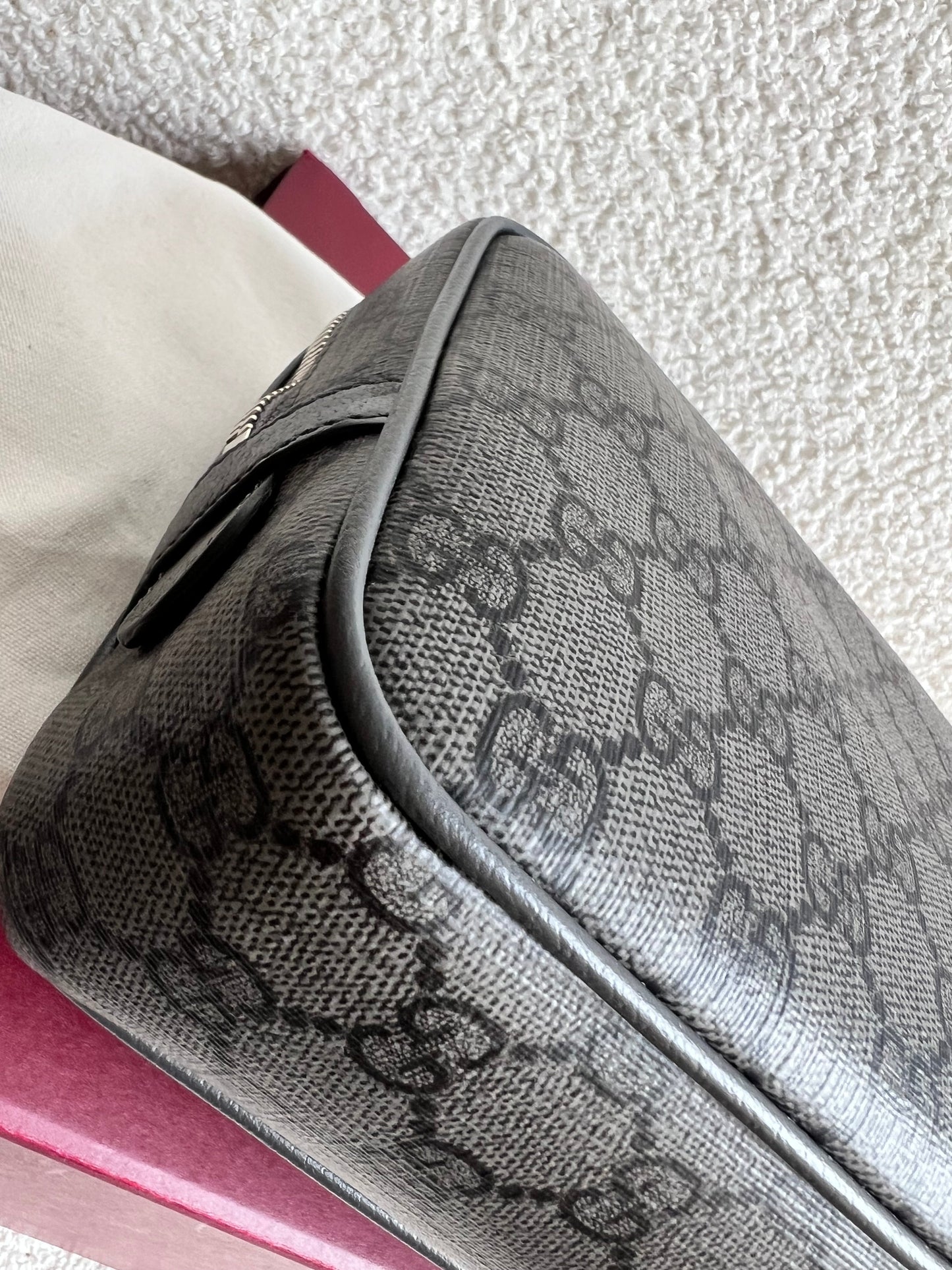 Gucci Grey / Black Supreme Toiletries Bag (RRP £575)