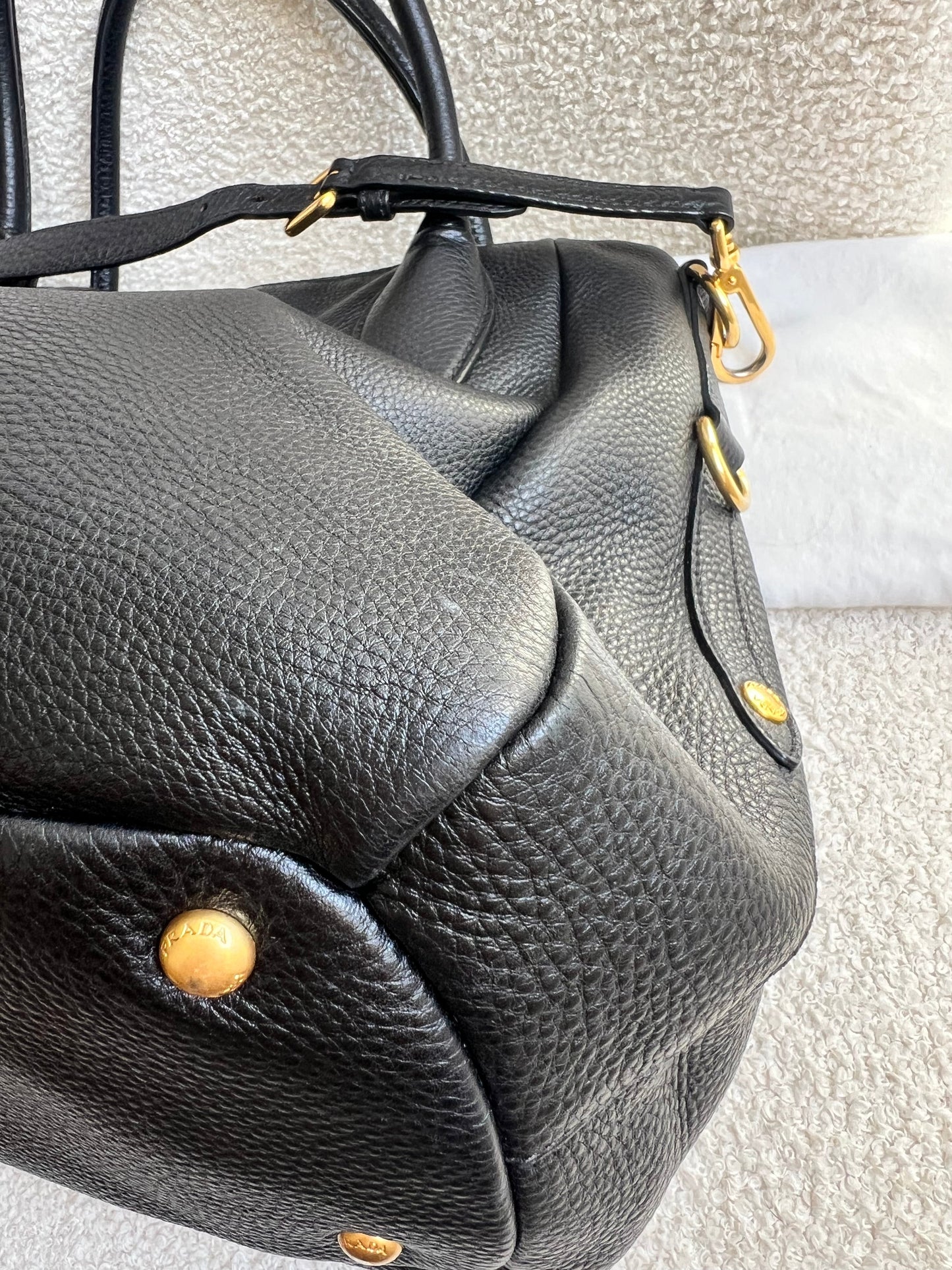 Prada Black Vitello Daino Leather Sacca 2 Manici Hobo Bag