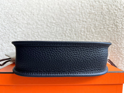 Hermes Evelyne TPM in Caban Clemence Leather with Palladium Hardware