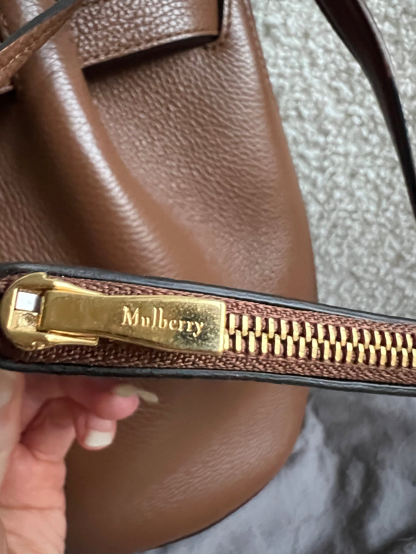 Mulberry Oak Abbey Bucket Bag (RRP £695)