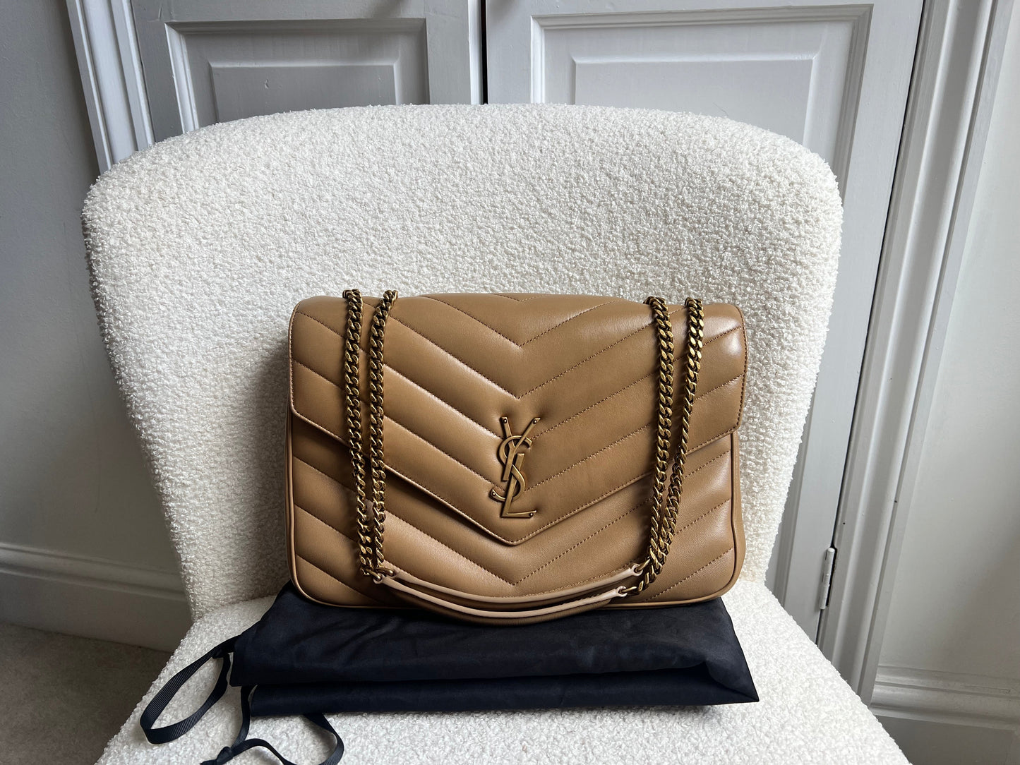 Yves Saint Laurent (YSL) Medium Natural Tan LouLou (RRP £2145)