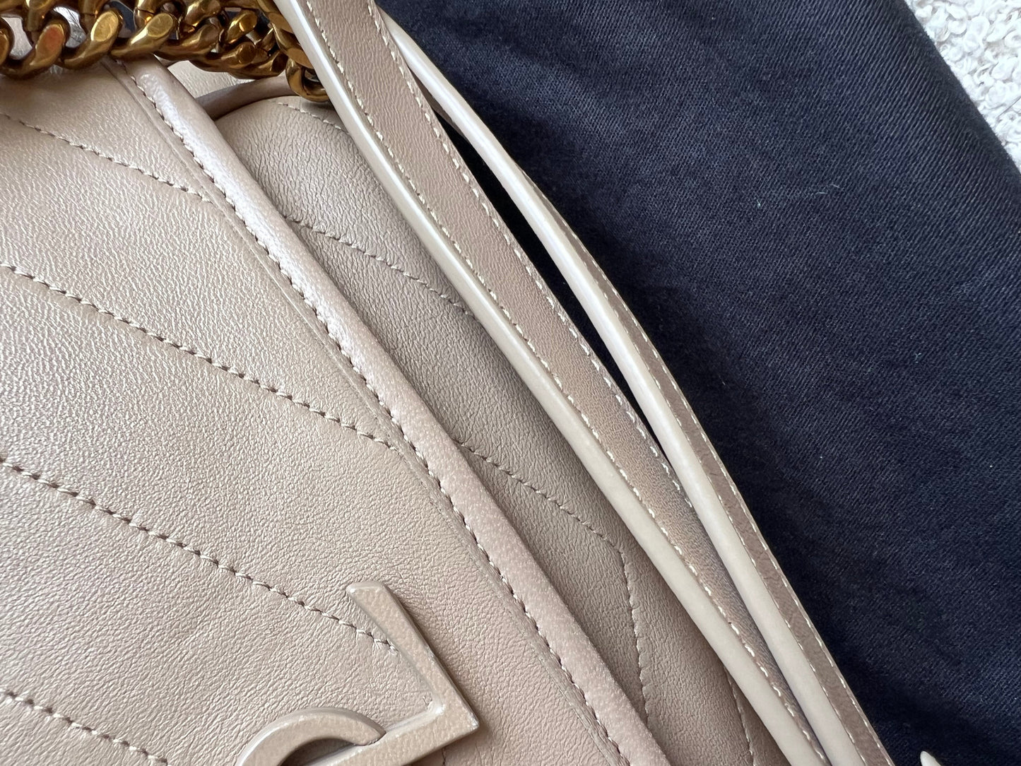 Yves Saint Laurent (YSL) Beige Medium Niki Chain Bag (RRP £2500)