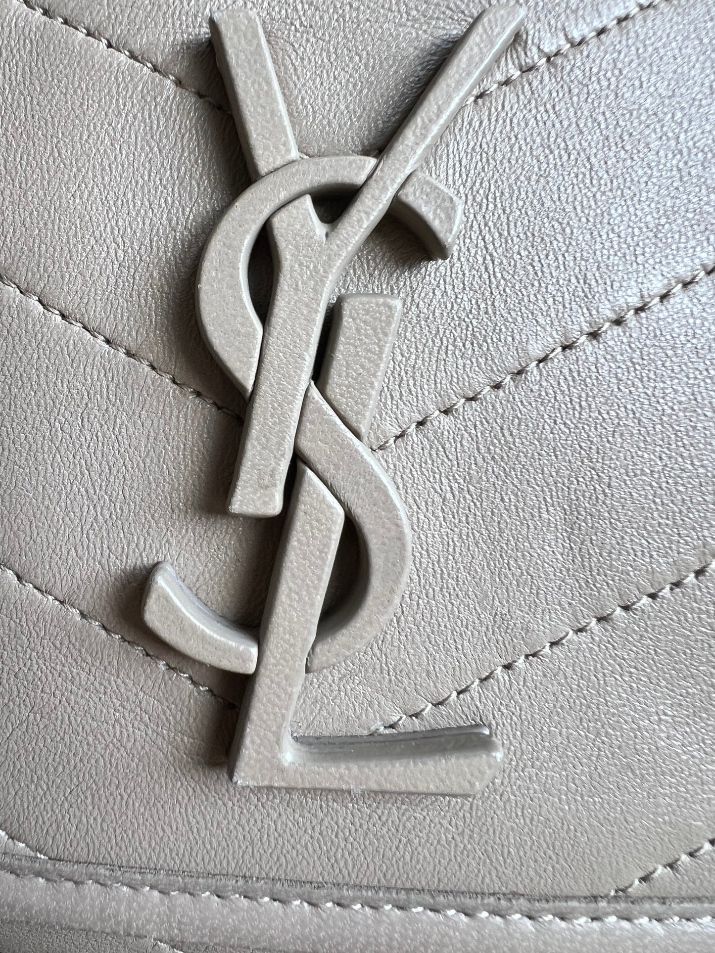 Yves Saint Laurent (YSL) Beige Medium Niki Chain Bag (RRP £2500)