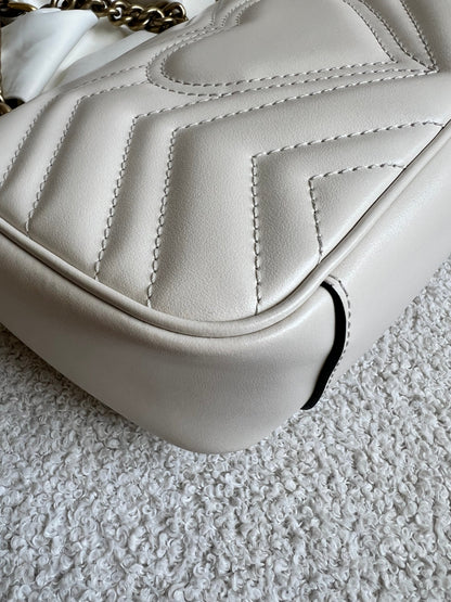 Gucci GG White Marmont Mini Shoulder Bag (RRP £1,890)