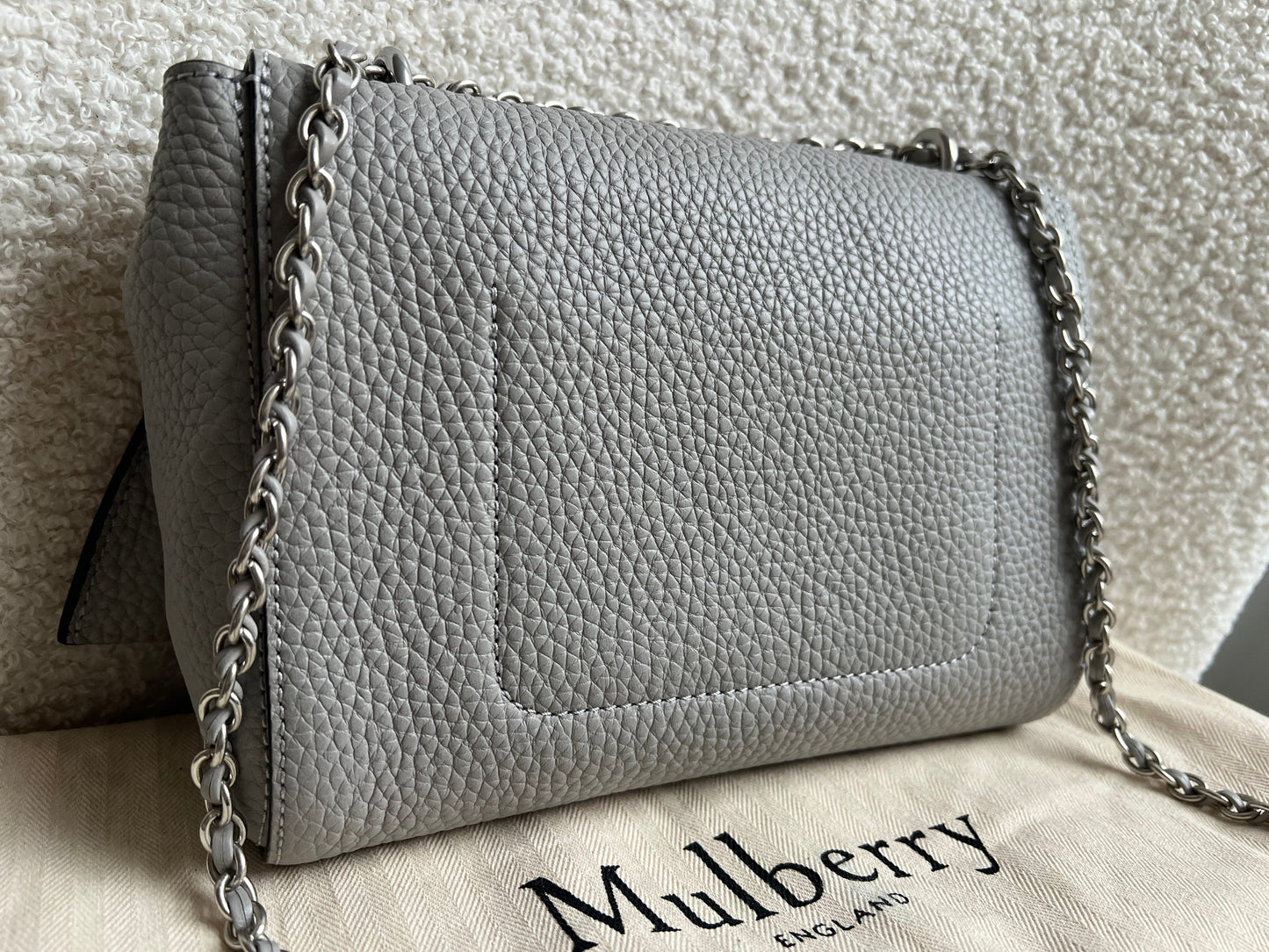 Mulberry Pale Grey Regular Lily Heavy Grain (RRP £1095)