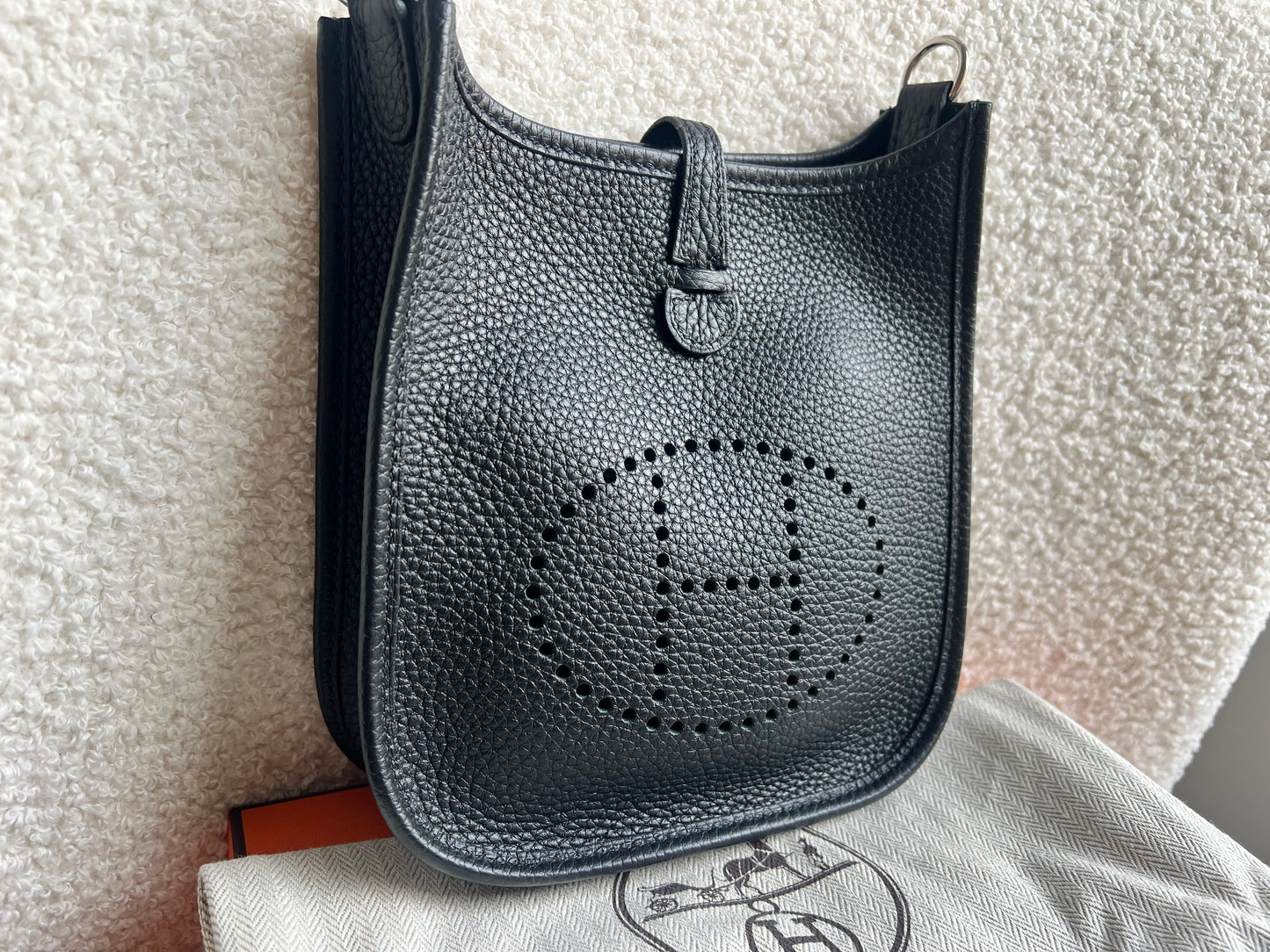 Hermes Evelyne TPM in Black Clemence Leather with Palladium Hardware