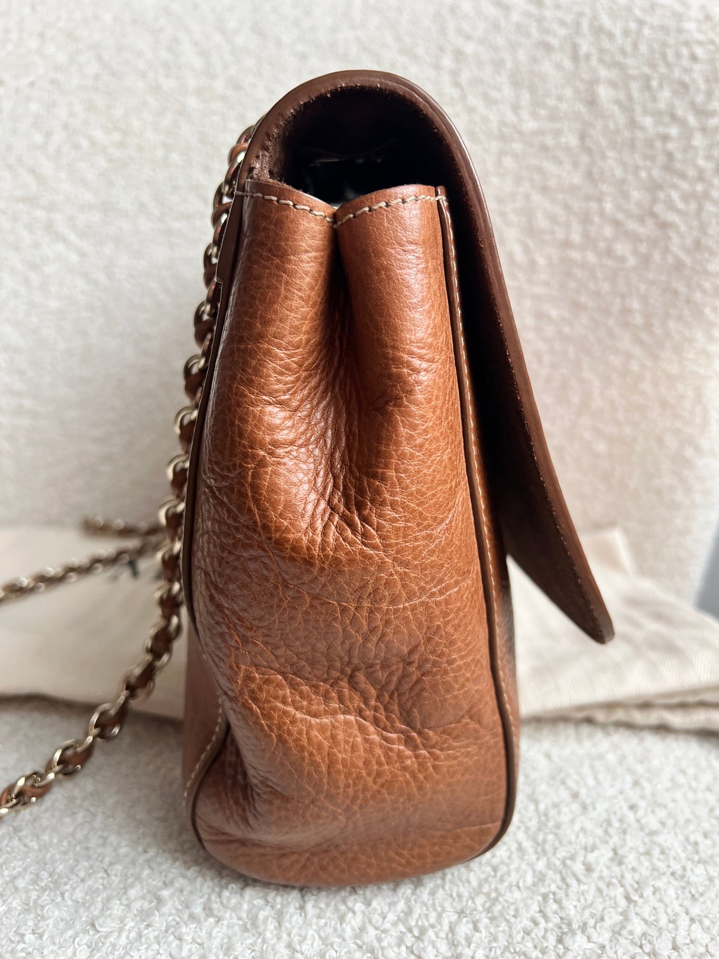 Mulberry Oak Medium Lily with Gold Hardware (RRP £1095)