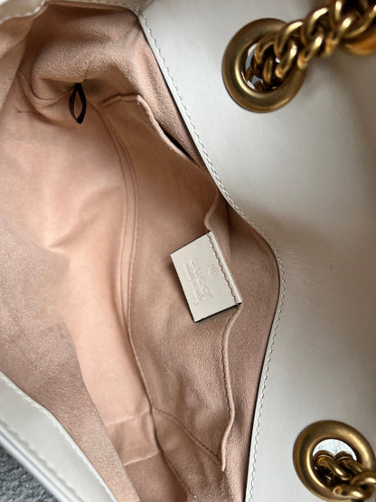 Gucci GG White Marmont Mini Shoulder Bag (RRP £1,890)