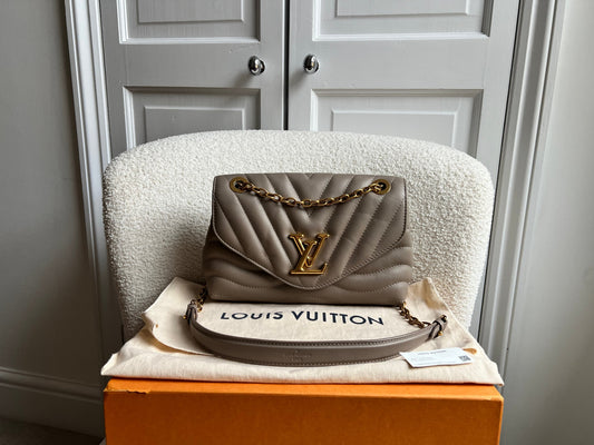Louis Vuitton Taupe New Wave Chain Bag MM (RRP £2310)