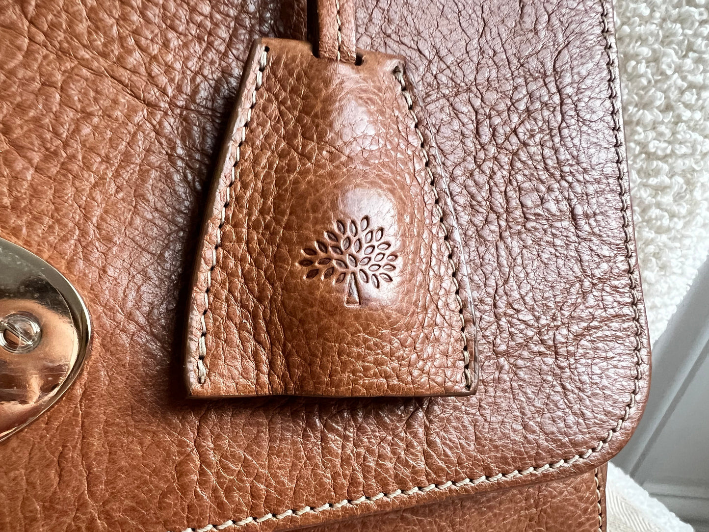 Mulberry Oak Medium Lily with Gold Hardware (RRP £1095)