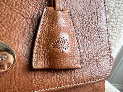 Mulberry Oak Medium Lily with Gold Hardware (RRP £1095)