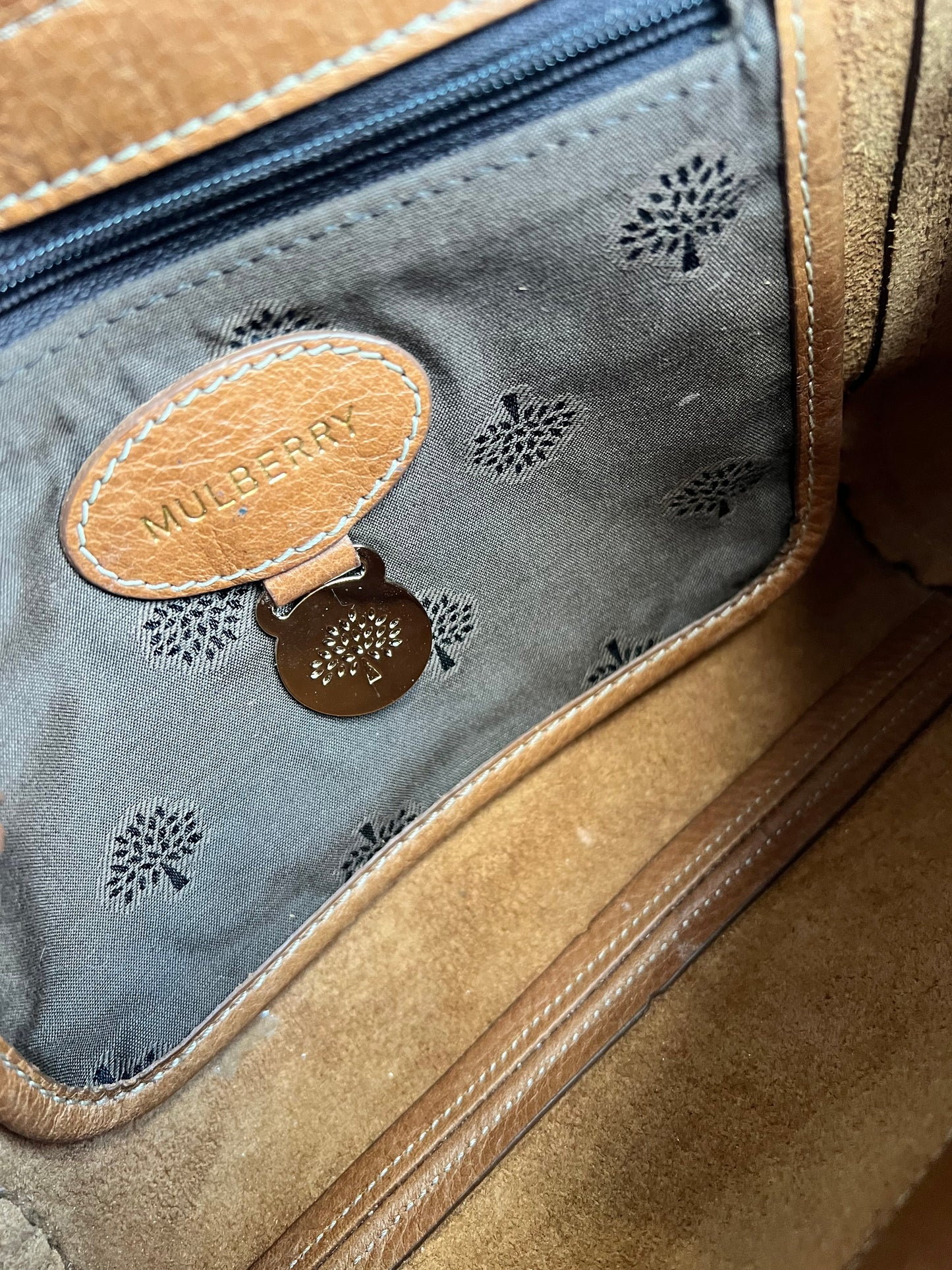 Mulberry Oak Regular Lily with Gold Hardware (RRP £995)