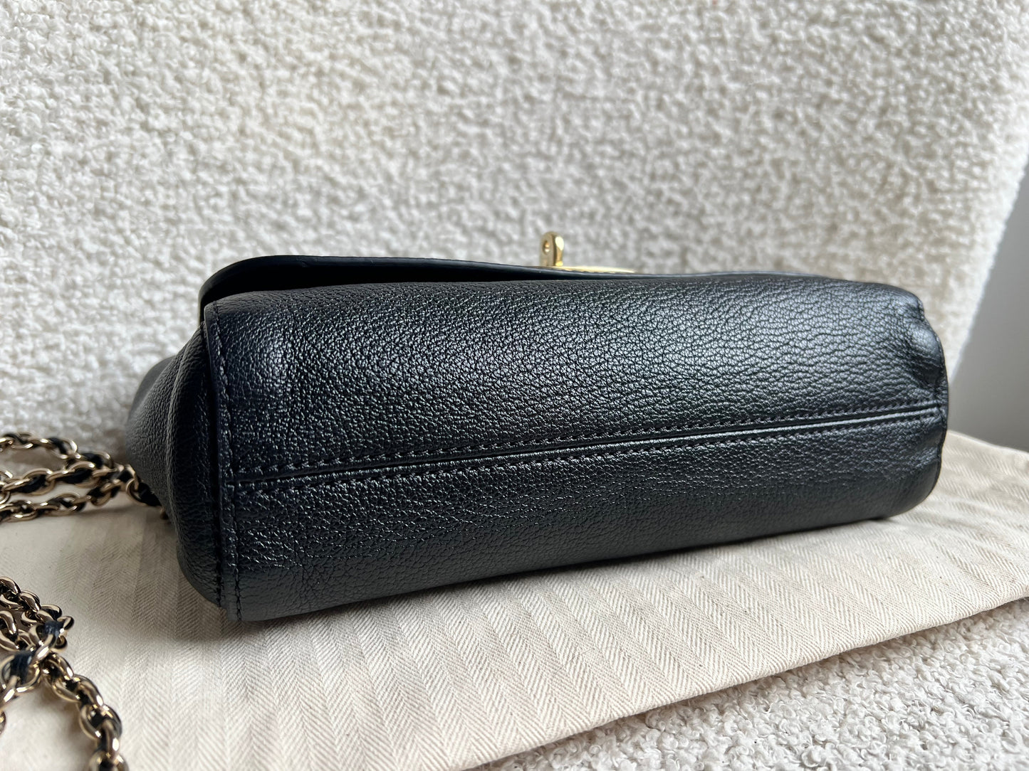 Mulberry Black Regular Lily with Gold Hardware (RRP £995)