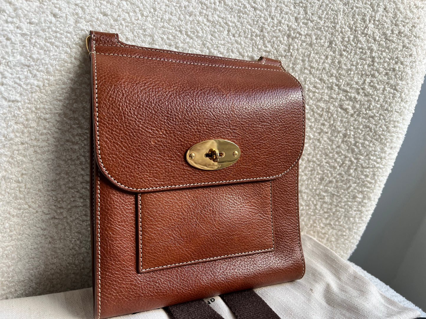 Mulberry Small Oak Antony in Legacy Oak NVT (RRP £595)