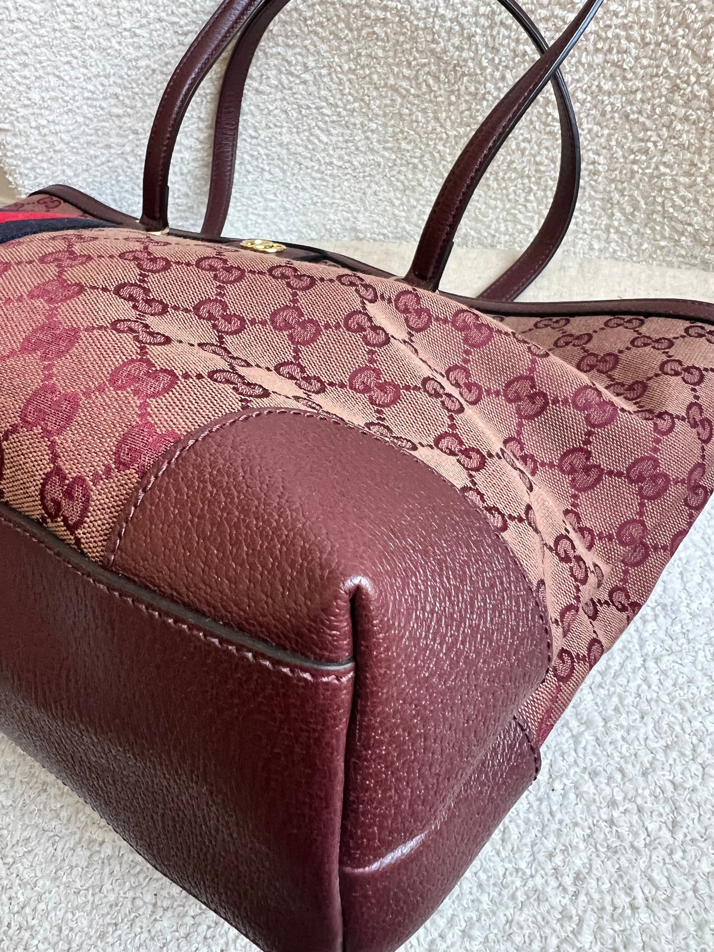 Gucci Burgundy Ophidia GG Supreme Medium Tote